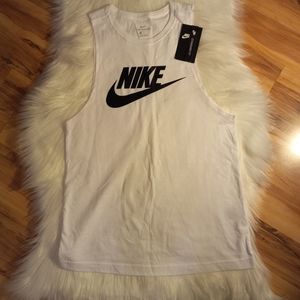 NWT Nike Tank Top Women Small White Standard Fit